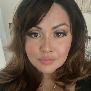 Meet your Posher, Lily